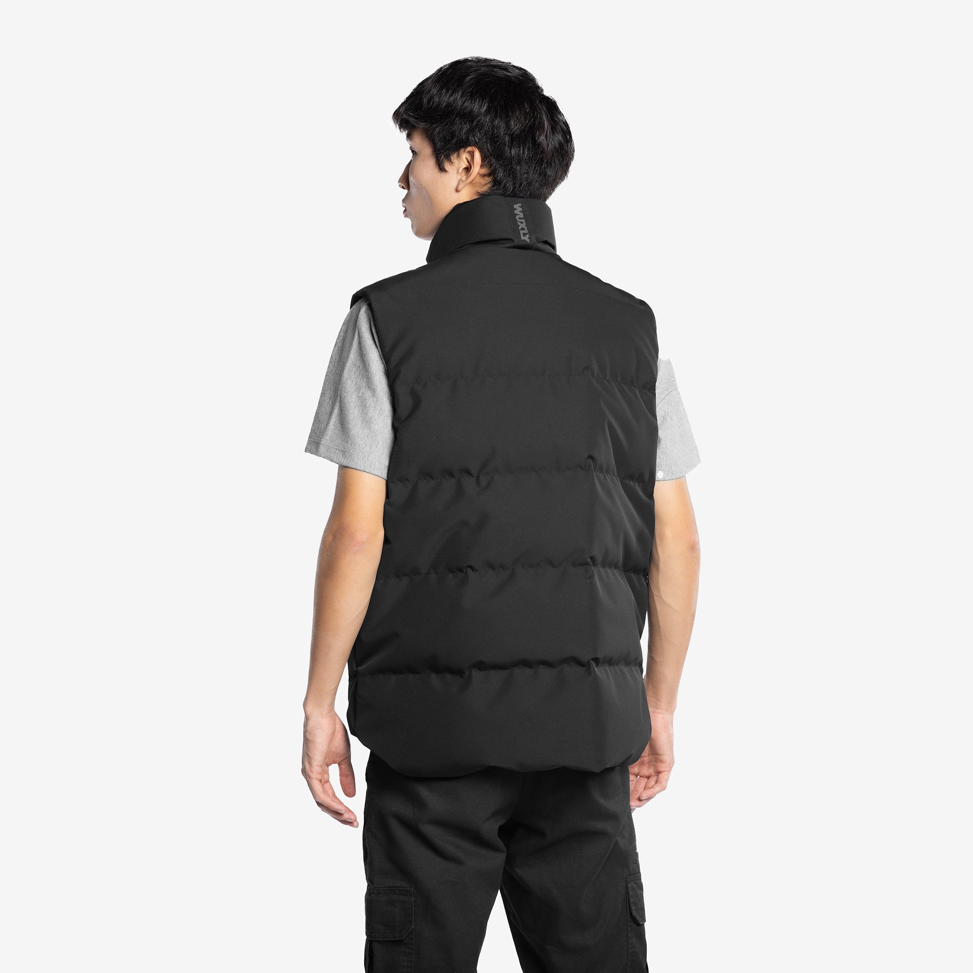 Annex Vest Black