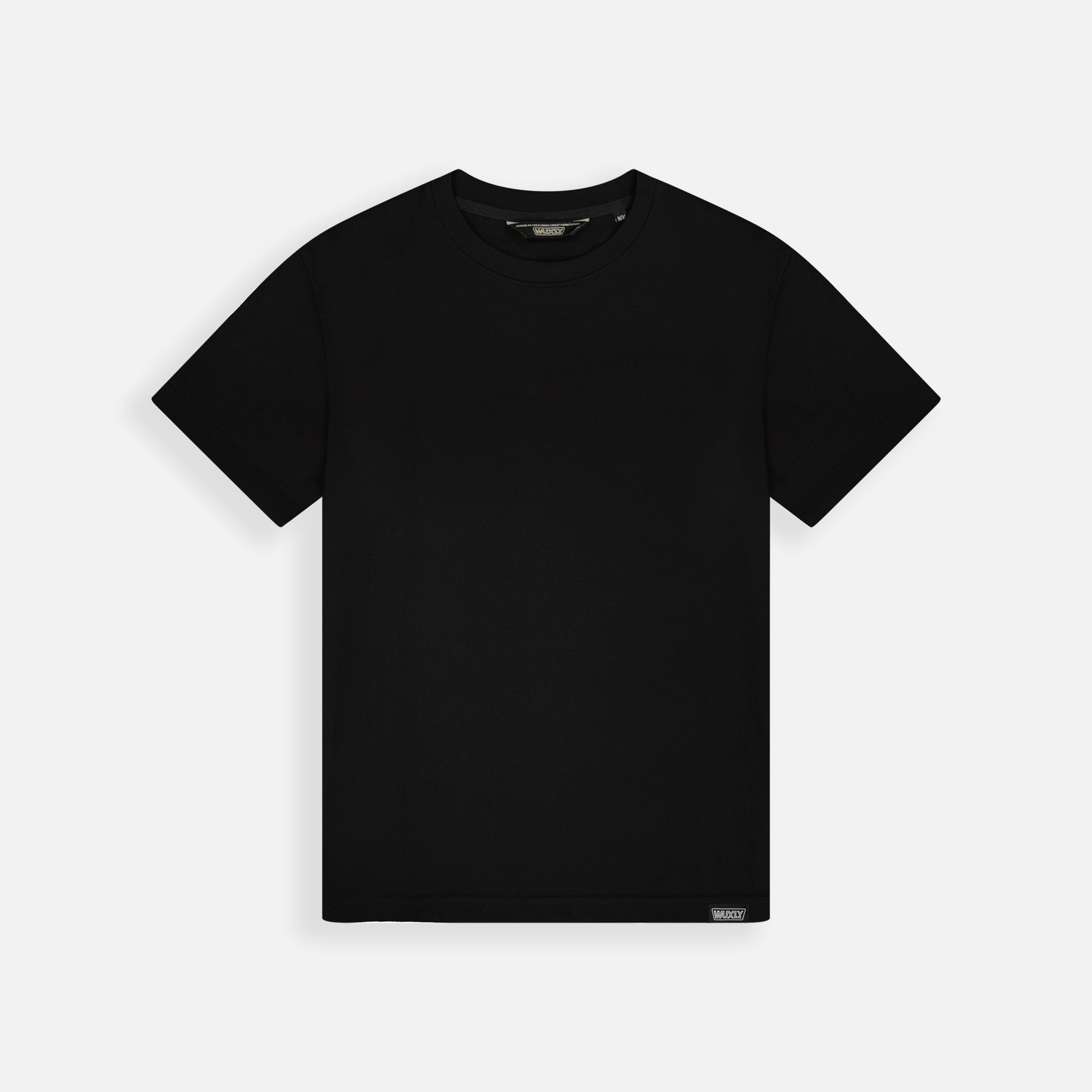 WUXLY_SEMIFITTED_TSHIRT_MEN_BLACK_FRONT_Front.jpg
