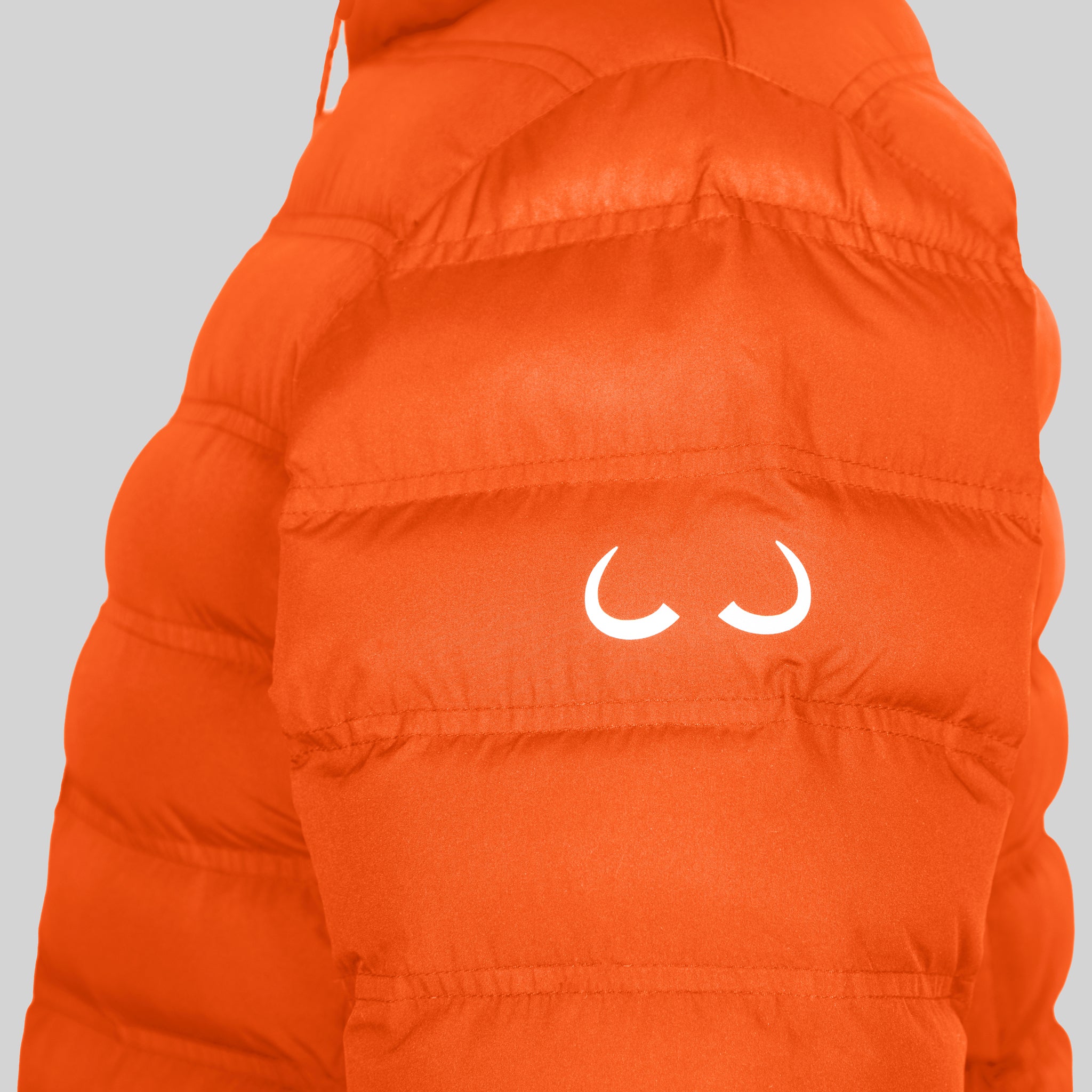 019A5057-Gretta-side-arm-orange.jpg