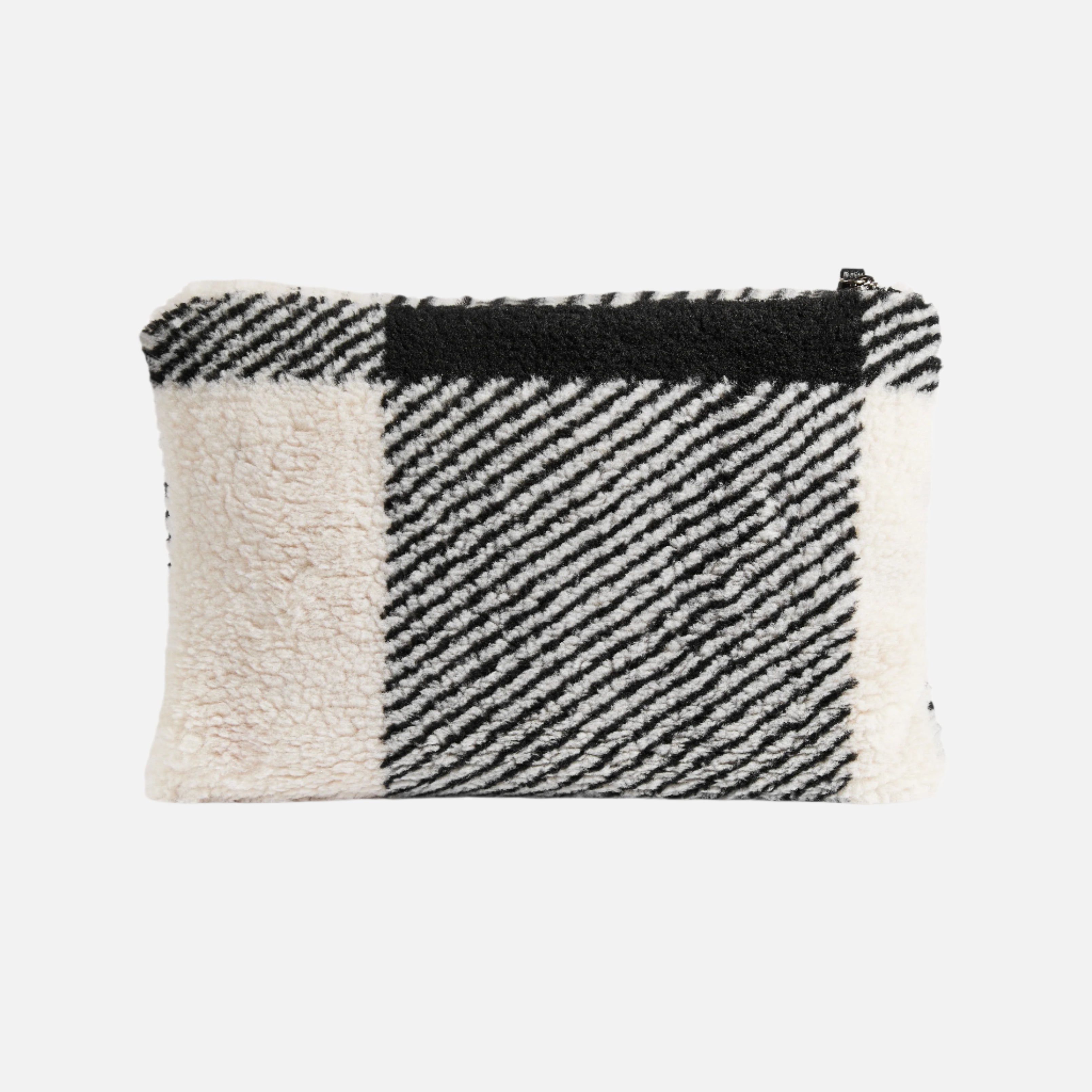 Cozy Clutch